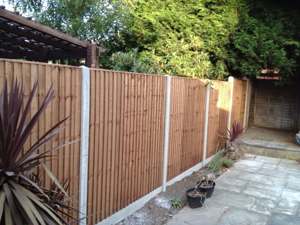 gate and fence before the repair